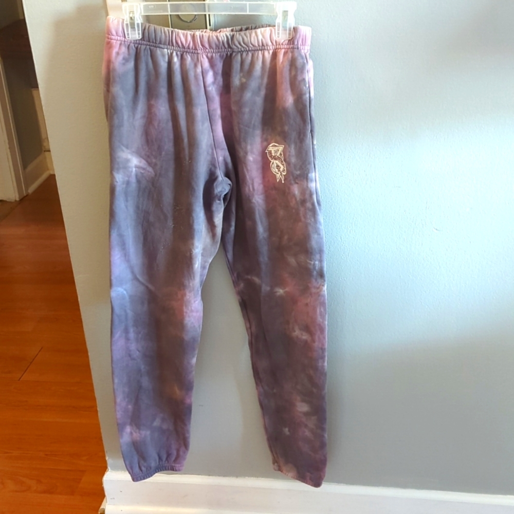 Beartooth band hoodie and drawstring sweats